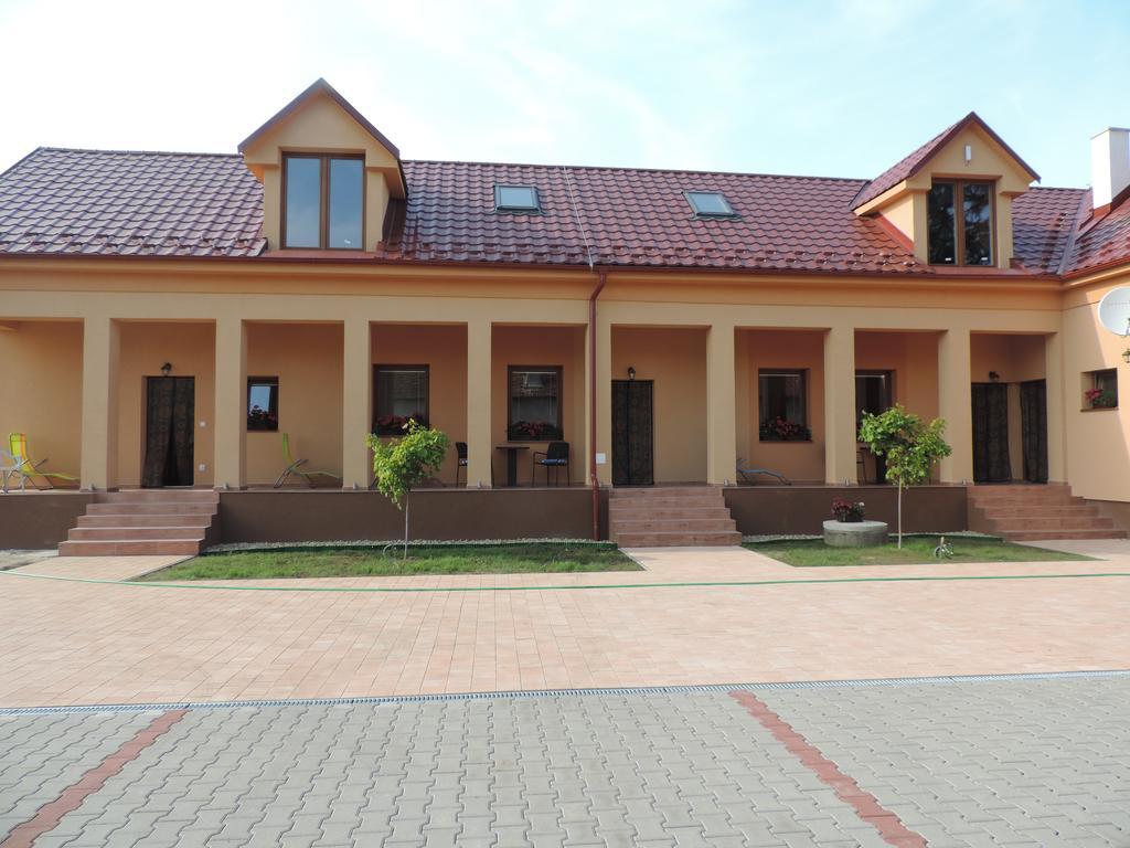 Vila Maria Rapovce Экстерьер фото