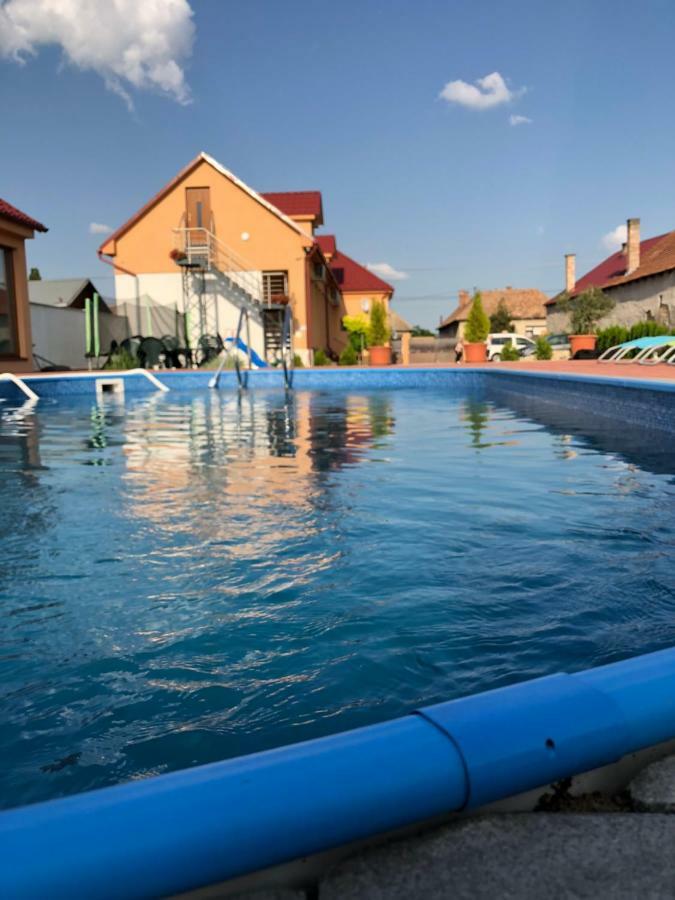 Vila Maria Rapovce Экстерьер фото